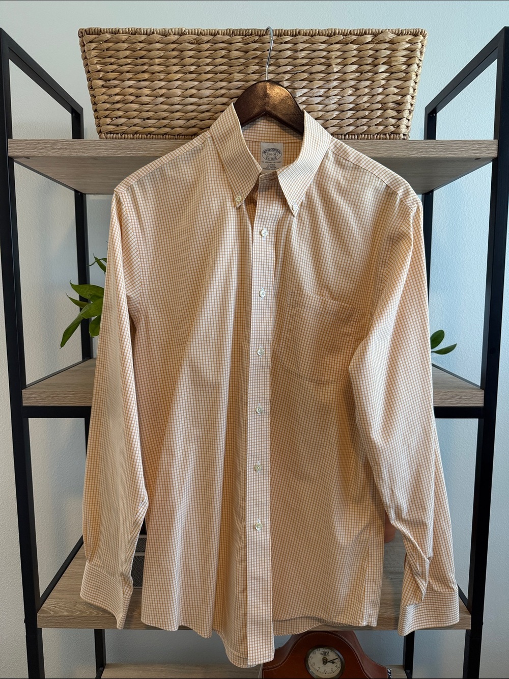 Brooks Brothers No Iron Original Traditional Fit Cotton Button Down Dress Shirt